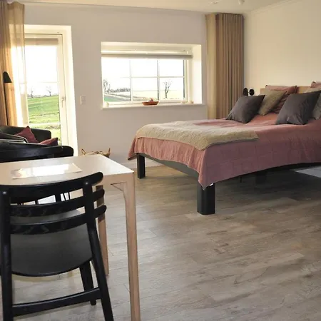 Bed & Breakfast Kaergaard *
