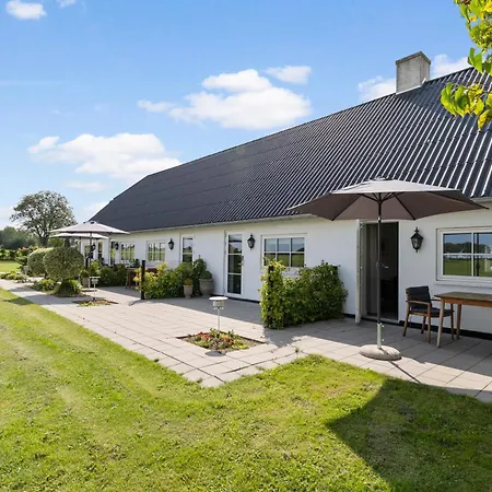 Kaergaard Bed & Breakfast 3*