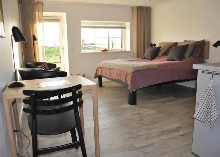 Bed & Breakfast Kaergaard 3*